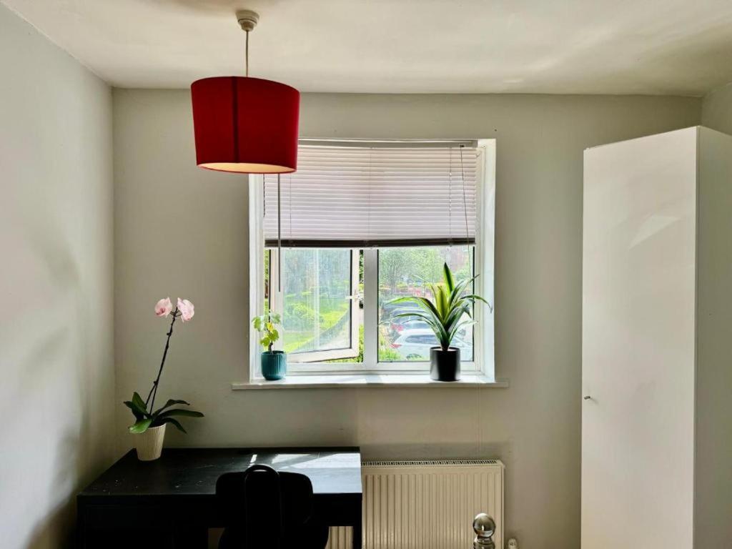 Готель Whitechapel Lindley House R2 Лондон Екстер'єр фото