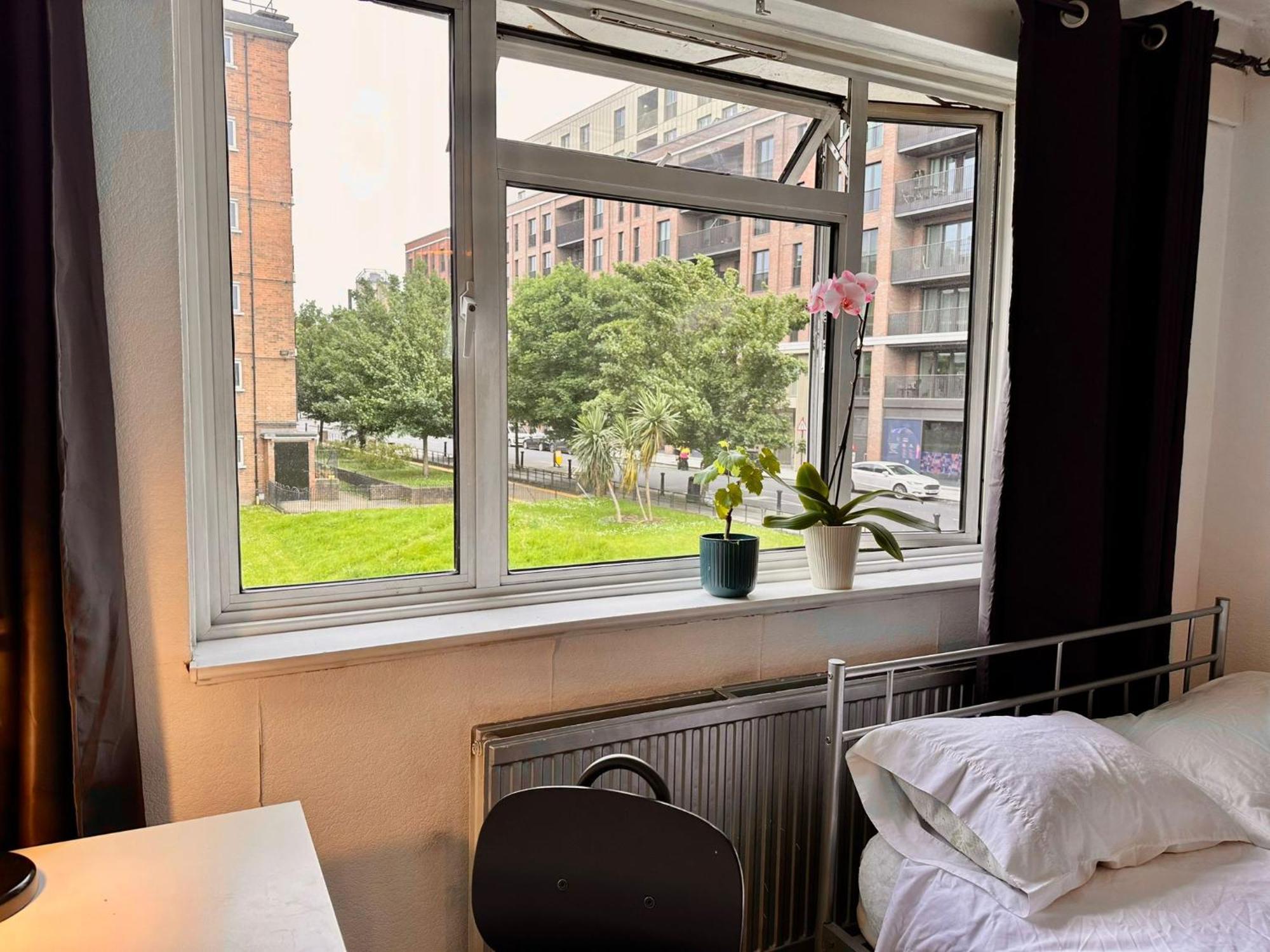 Готель Whitechapel Lindley House R2 Лондон Екстер'єр фото